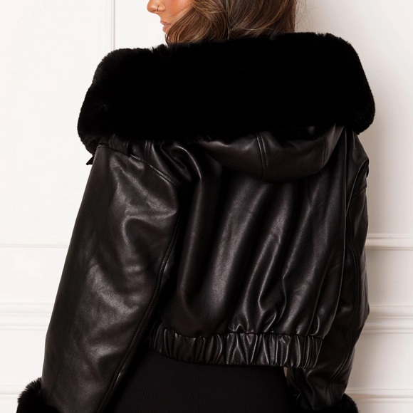 Olivia Black Faux Fur Coat - Picture 3 of 7